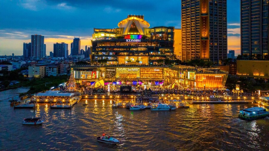 ไอคอนสยาม จัดงาน “ICONSIAM THAICONIC LOY KRATHONG 2025 น้อมรำลึกสมเด็จพระนางเจ้าสิริกิติ์ พระบรมราชินีนาถ พระบรมราชชนนีพันปีหลวง